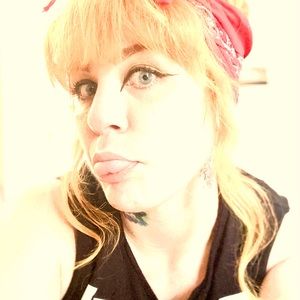 Meet your Posher, Brianna